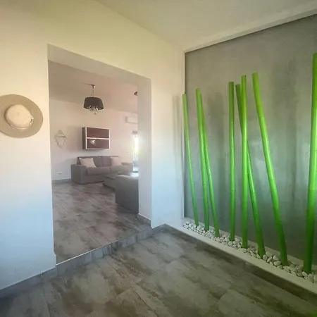 H 51 Family House Apartment