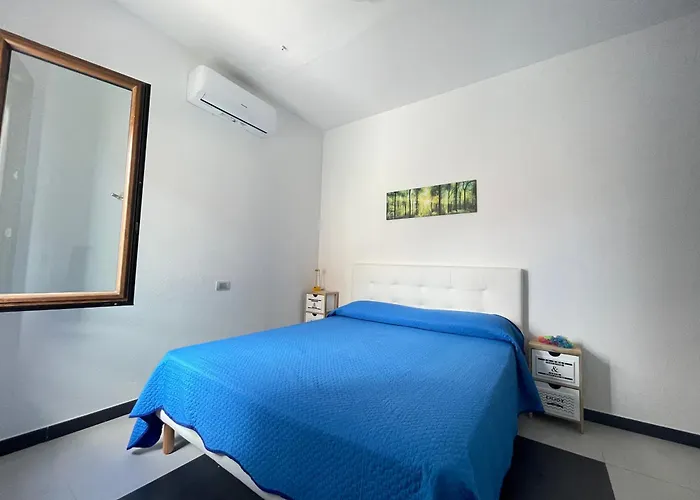 H 51 Family House Apartment Budoni
